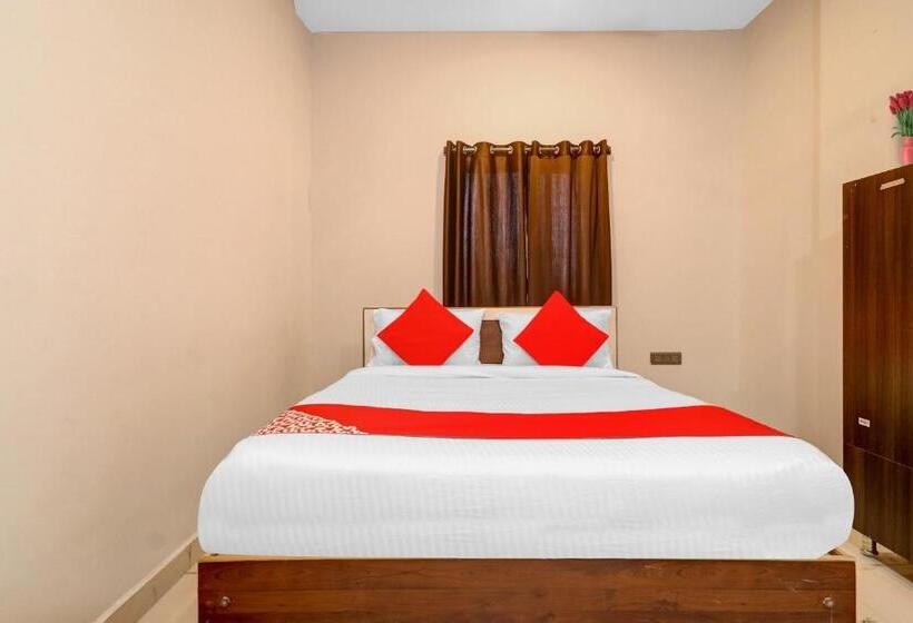 Трехместный Номер Классика, Flagship Sairam Residency