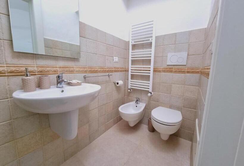 غرفة قياسية ثلاثية, Templari Suite   B&b Mesagne