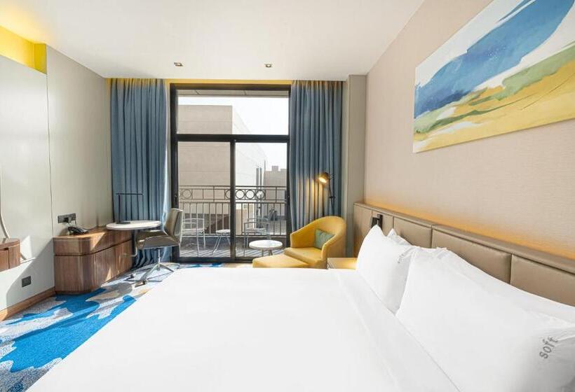 اتاق استاندارد با تخت بزرگ, Holiday Inn Riyadh The Business District, An Ihg