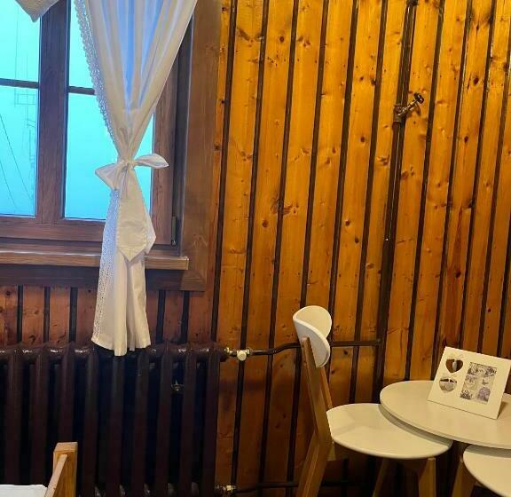 Habitación Estándar, Schronisko Gościniec Równica