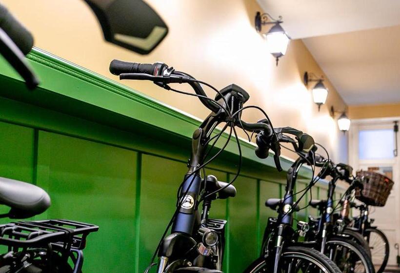 Номер Deluxe, The Newport Lodge   Incl 3h Wellness & Use Ebikes & Breakfast