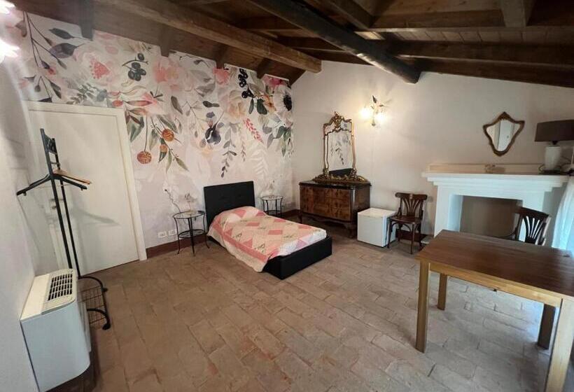 Номер Стандарт, Agriturismo E Az. Agricola Ma.mi