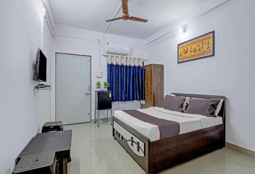 Номер Стандарт Трехместный, Vrundavan Resort, Narmada