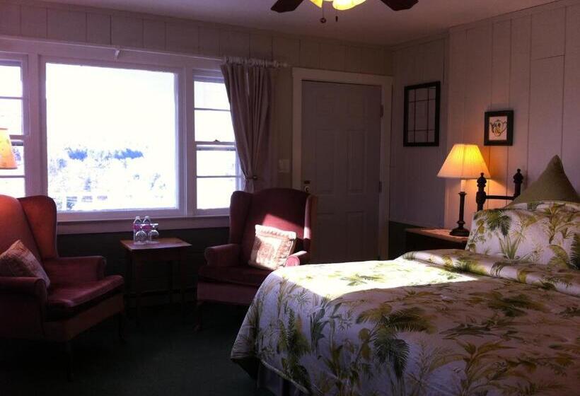 Стандартный Номер Кровать Кинг, Deerhill Inn