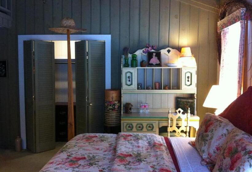 Стандартный Номер Кровать Кинг, Deerhill Inn