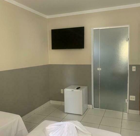 اتاق استاندارد سه نفره, Barão Ribeirão