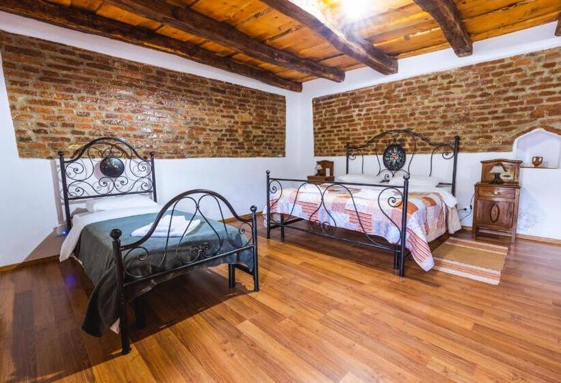 Дом 3 Спальни, Chalet Giuel