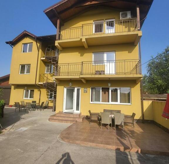 Family Suite, Vila Dana