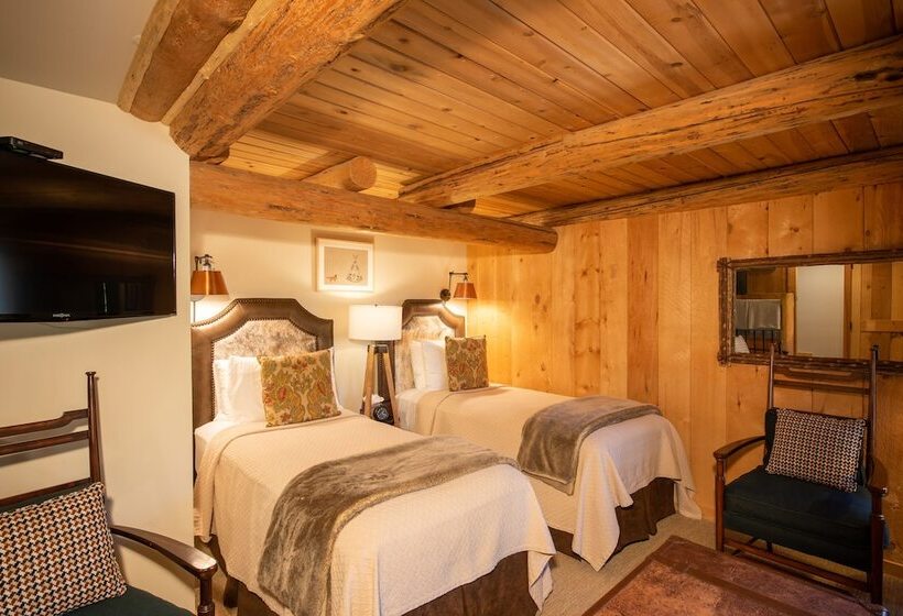 Номер Стандарт, Jackson Hole Hideout