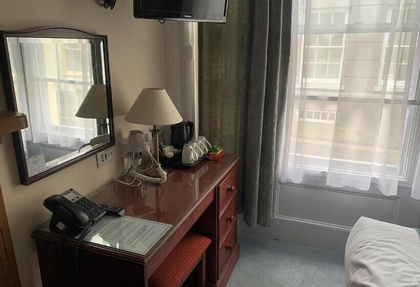 Семейный Номер, Peregrine House