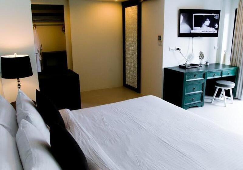 주니어 스위트, Acca Patong Apartments