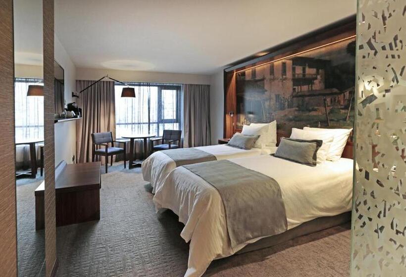 اتاق سوپریور, Cumbres Lastarria