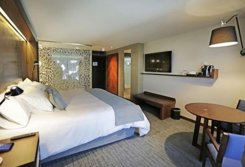 اتاق سوپریور, Cumbres Lastarria