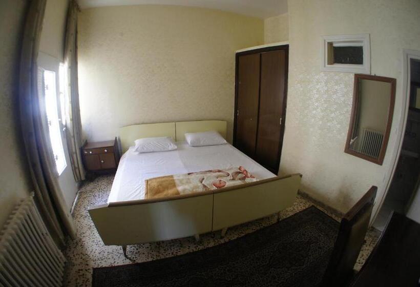 اتاق خانوادگی, Sun Rise Hotel & Hostel & Tours