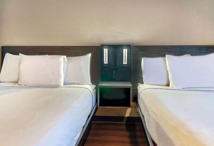 디럭스 4인 룸, Motel 6el Monte, Ca  Los Angeles