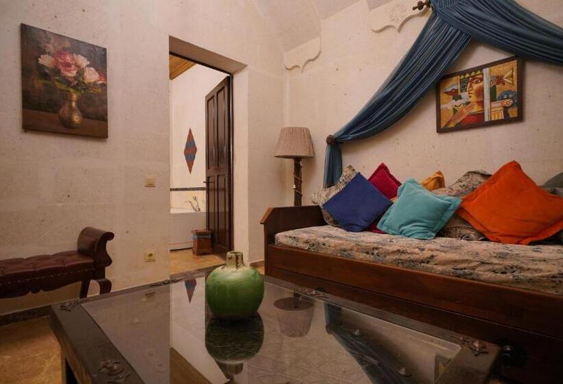 스위트 킹사이즈 침대, Mira Cappadocia