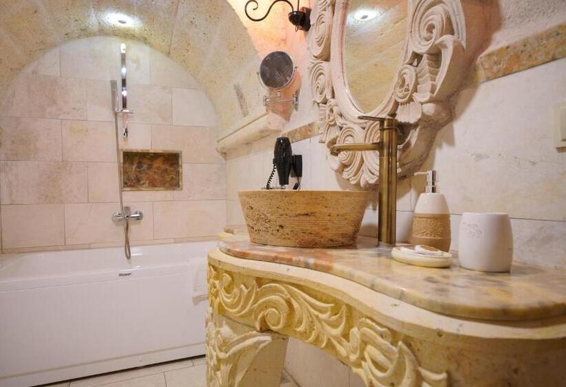 스위트 킹사이즈 침대, Mira Cappadocia