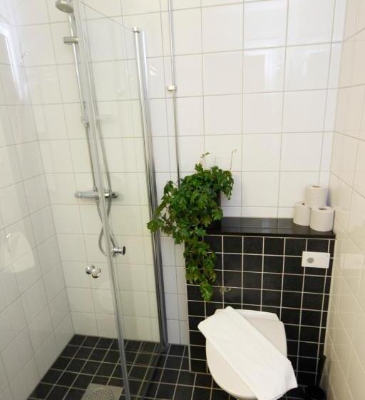اتاق استاندارد چهار تخته, City Central Hotel örebro By First Hotels