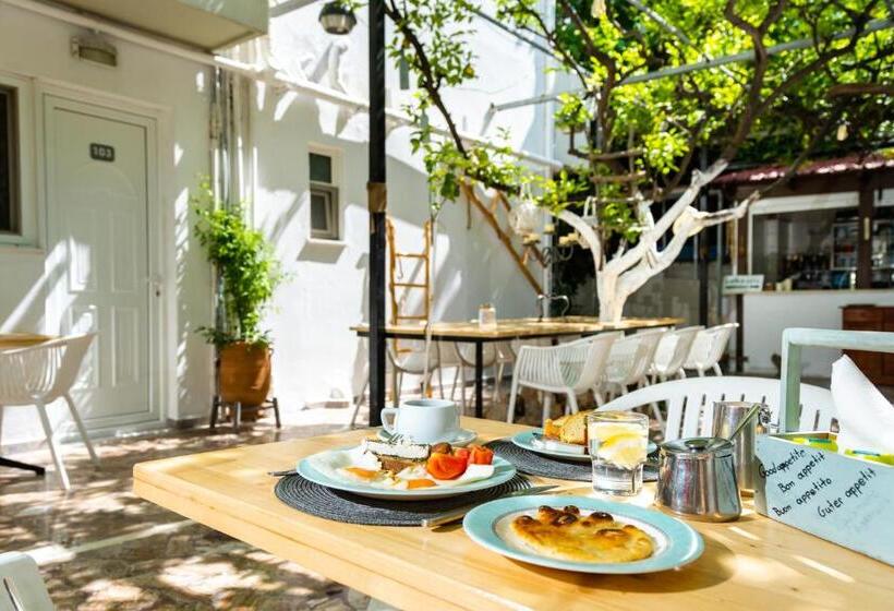 Апартаменты Deluxe 1 Спальня, Lefka Hotel & Apartments