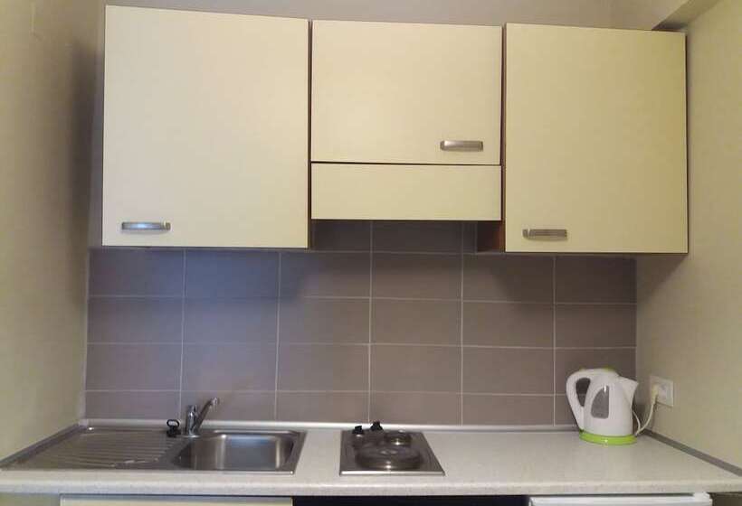 Студио Economy, Lefka Hotel & Apartments