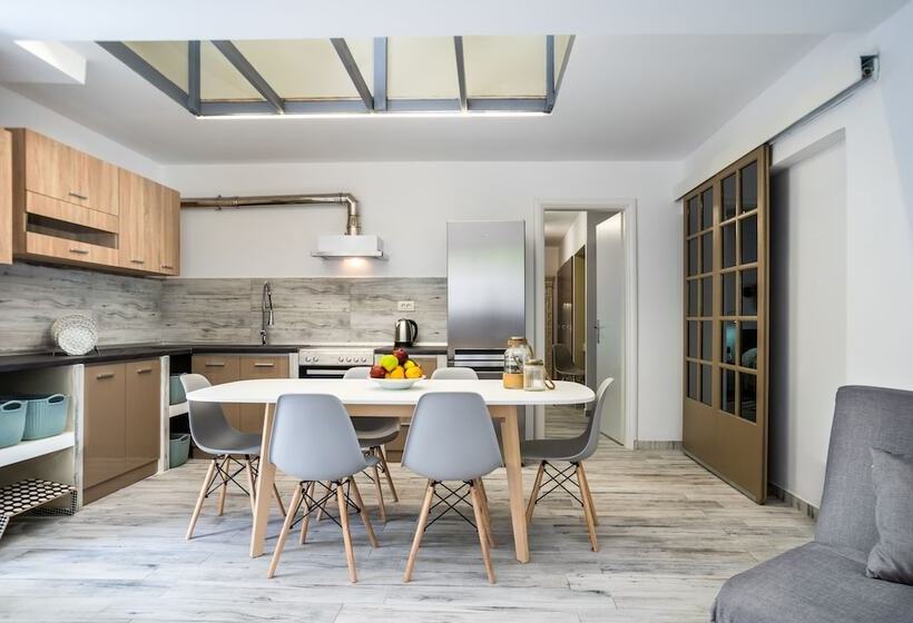 Апартаменты Deluxe 1 Спальня, Lefka Hotel & Apartments