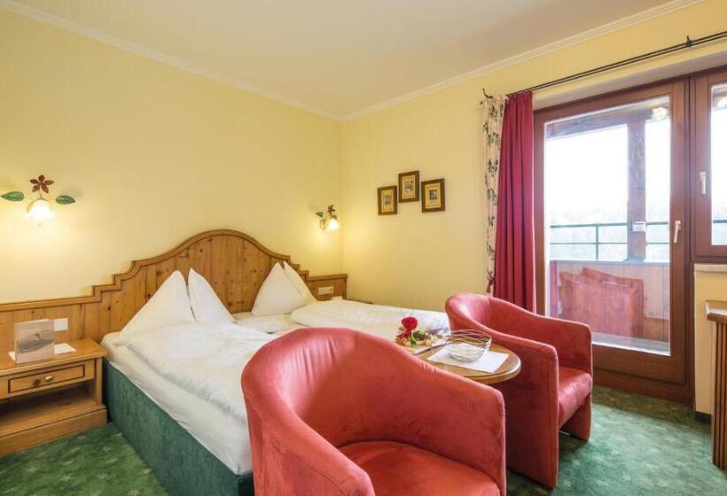 Полулюкс с Балконом, Seehotel Jägerwirt