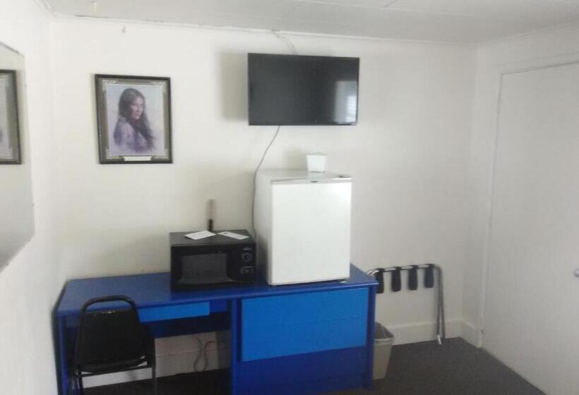 Номер Стандарт 2 Двуспальные Кровати, Trail Motel