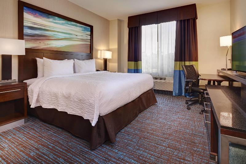 带大床的标准间, Fairfield Inn & Suites By Marriott San Diego Carlsbad