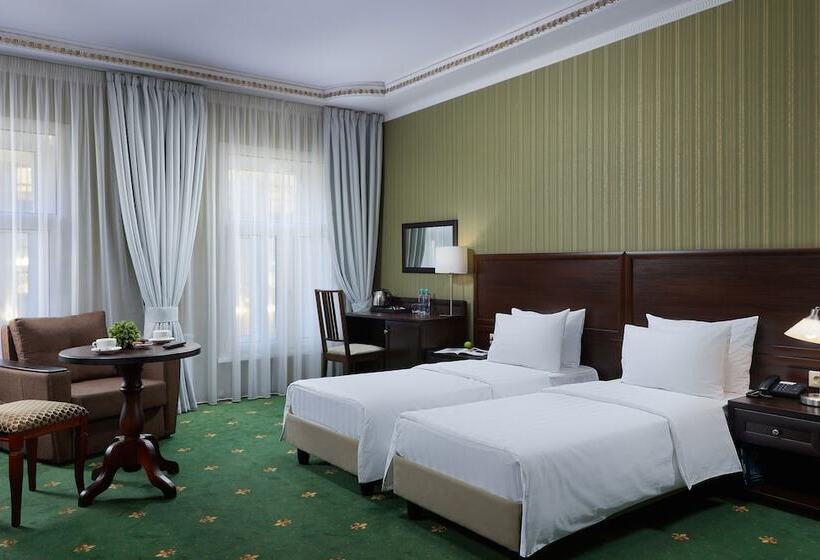 Номер Стандарт, Mirros Hotel Moscow Kremlin
