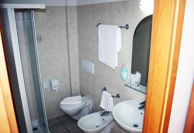 اتاق استاندارد سه نفره, San Remo   All Inclusive   Fronte Mare   Spiaggia Privata