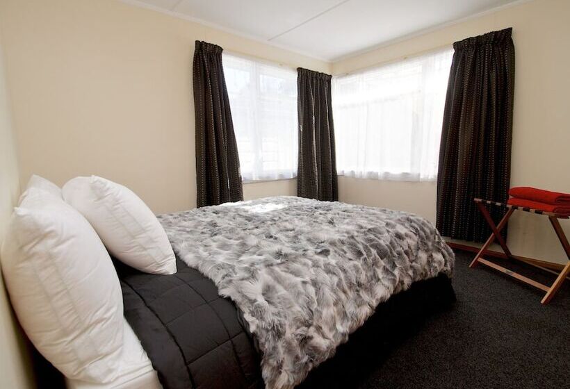 Дом 3 Спальни, Asure Scenic Route Motor Lodge