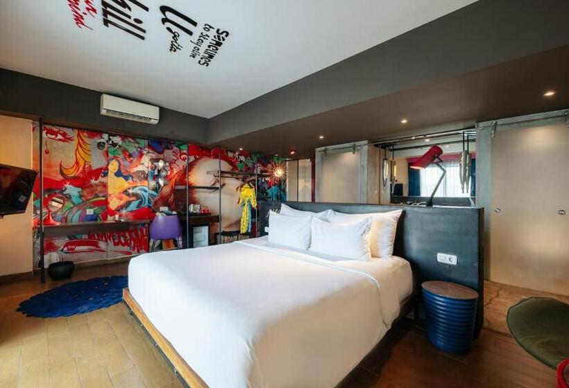 Номер Deluxe Вид на Бассейн, Viva Dash Hotel Seminyak