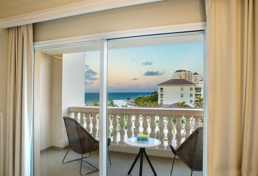 اتاق کلاب, Hyatt Ziva Rose Hall All Inclusive