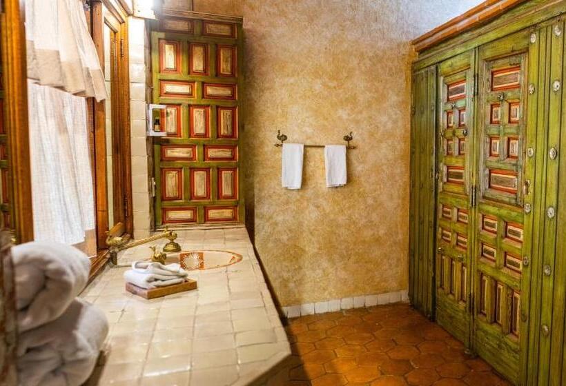 اتاق لوکس, La Joyita Cuernavaca