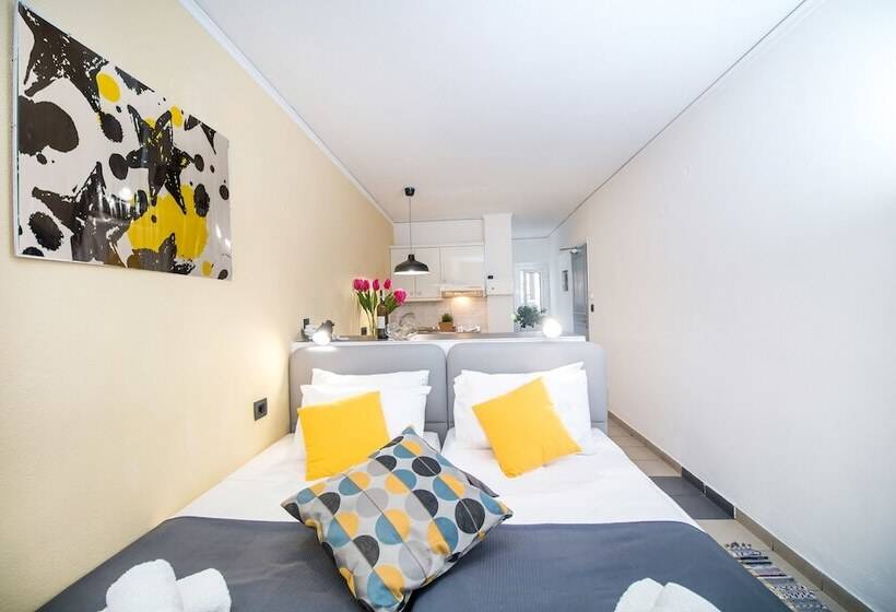 إستوديو قياسى, Kahlua Hotel Apartments