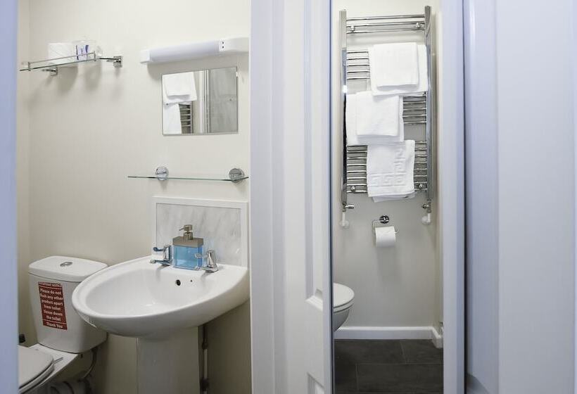 Номер Стандарт, Mariners Guest House