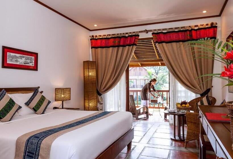Номер Deluxe с Видом, Riverside Boutique Resort, Vang Vieng