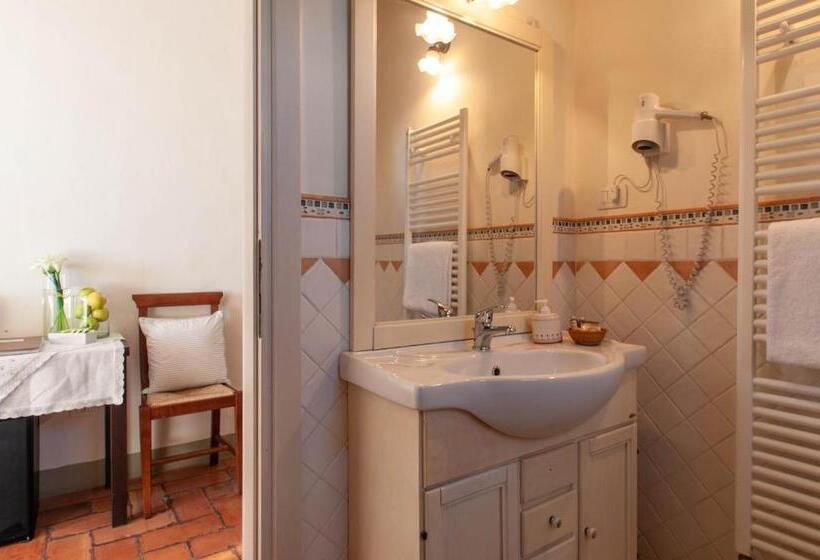 스탠다드 룸 가든 전망, Antica Residenza Montereano