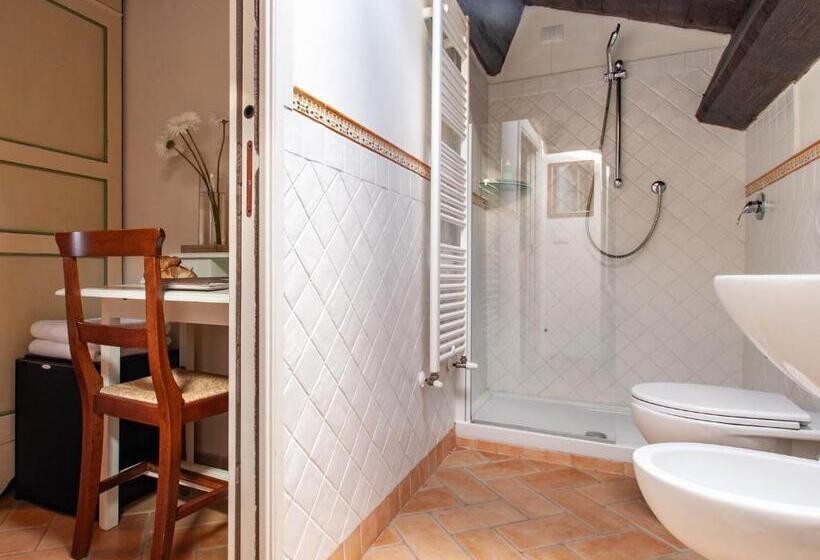 Апартаменты 1 Спальня с Террасой, Antica Residenza Montereano