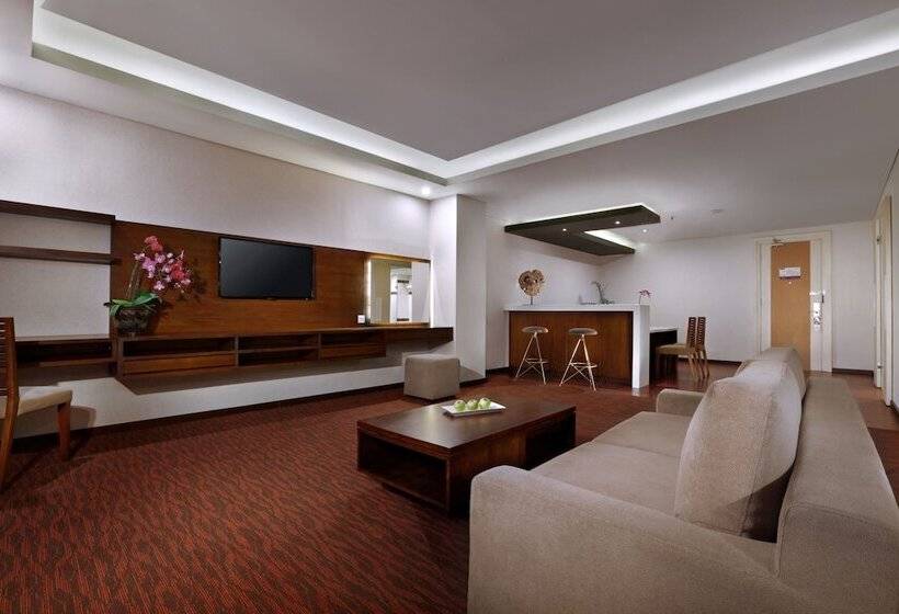 Family Suite, Quest San Denpasar By Aston