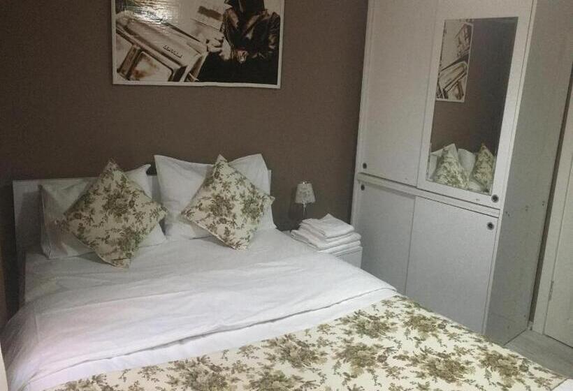 スタンダードシングルルーム, Taksim Square Seven Residence