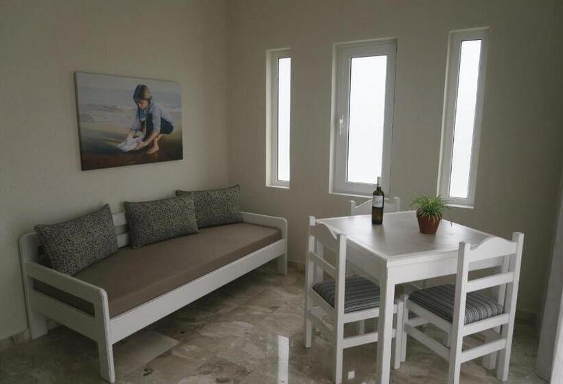 Апартаменты 1 Спальня Вид на Море, Maria Suites