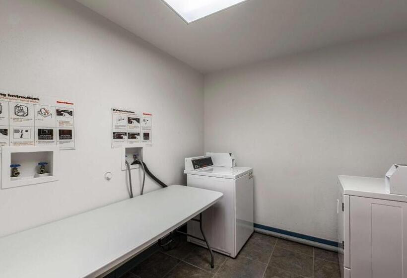 Номер Стандарт, Motel 6 Baraboo, Wi   Lake Delton Wisconsin Dells