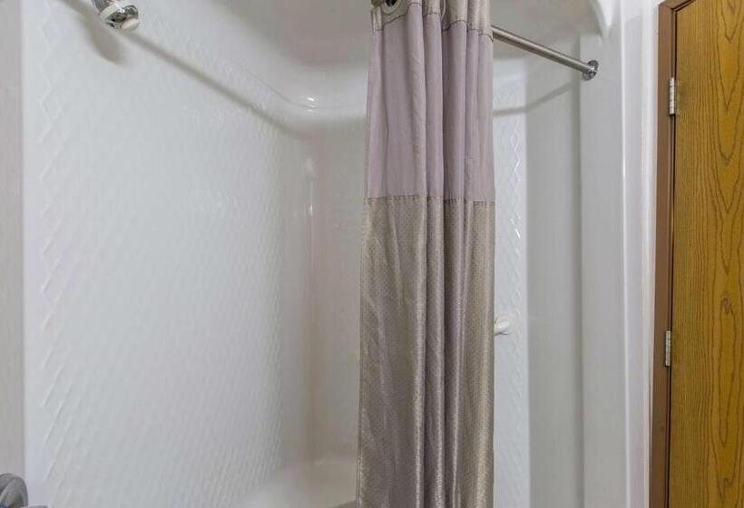 Четырехместный Номер Deluxe, Motel 6 Baraboo, Wi   Lake Delton Wisconsin Dells