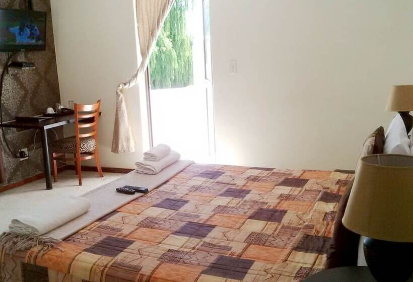 חדר סטנדרט, Noraclox Inn