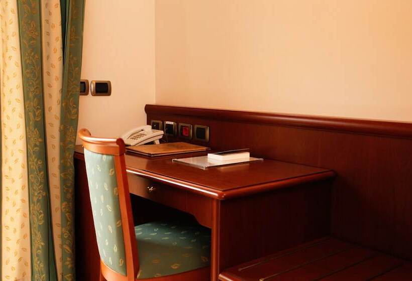 Трехместный Номер Superior, Garda Family House