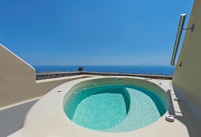 سوئیت جونیور با استخر, Skyfall Suites  Adults Only