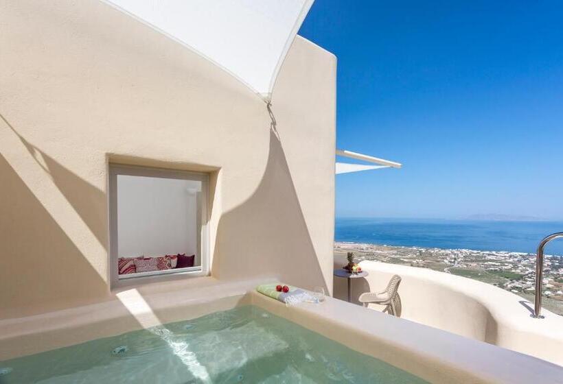 سوئیت سینیور, Skyfall Suites  Adults Only
