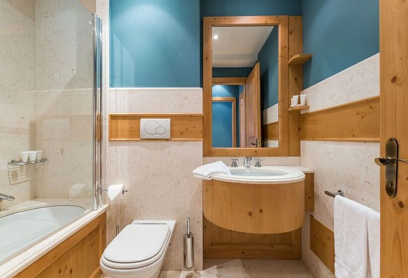 景色の見える一ベッドルームアパートメント, Radisson Residences Savoia Palace Cortina D’ampezzo