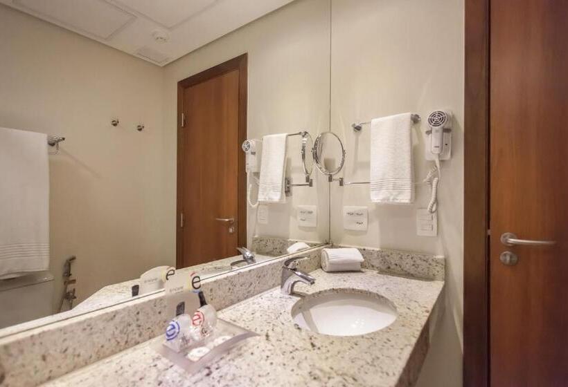 חדר סופריור לשלושה, Esuites Virgínia Luxemburgo